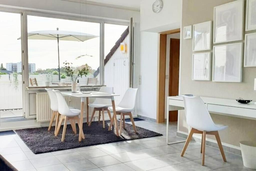 Modernes Und Ruhiges Mit Loggia Marl